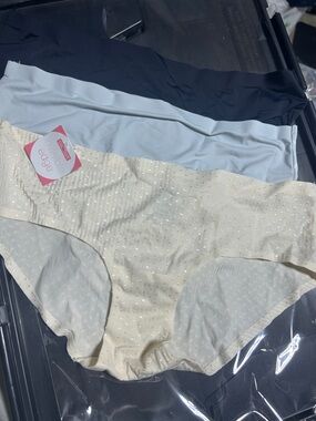 sophie b Bikini See Me Now Hipster 3pack Pant Briefs in black, gray & cream. NIB